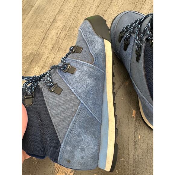 size 12K adidas Unisex-Child Terrex Climawarm Snowpitch Shoe - Picture 5 of 8